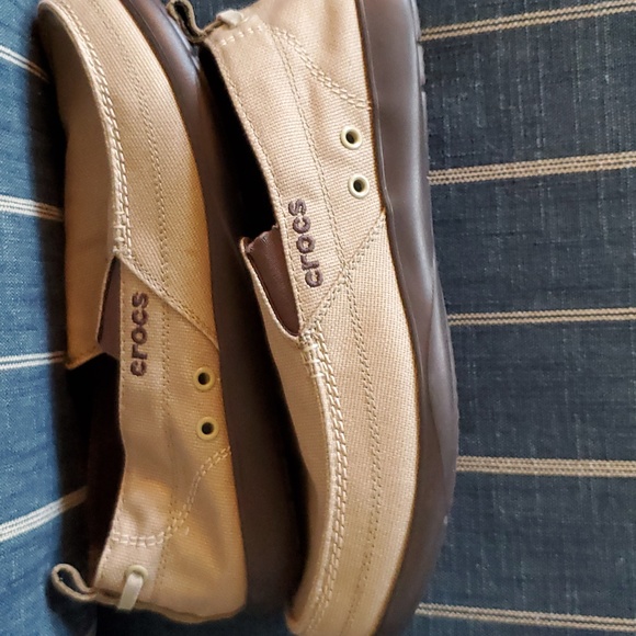 Crocs Walu Shoes Men's Size 11 Khaki Tan Brown Canvas Loafer Slip On - Picture 8 of 9